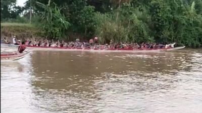Desa Ulak Aurstanding Ikut Semarakkan Festival Bidar Sungai Musi 2025 Lewat Perahu DIAN D’JOSS