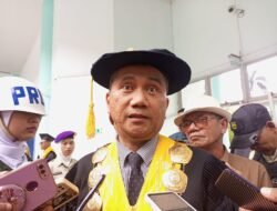 Wisuda ke-181 Unsri Kukuhkan 686 Lulusan, Targetkan 80 Persen Alumni Terserap Kerja