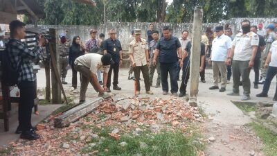 Sat Pol PP Palembang Bongkar Tembok di Jalur Hijau Bukit Lama, Sengketa Akses Jalan Picu Pro dan Kontra Warga