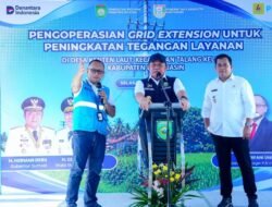 Perluasan Jaringan PLN di Kenten Laut Perkuat Tegangan Listrik dan Dorong Ekonomi Warga