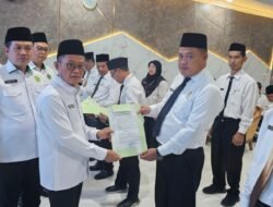 Lantik Pejabat Baru, Kakanwil Kemenag Sumsel Tekankan Peningkatan Layanan KUA dan Humas