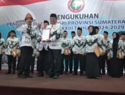 Pengurus PGRI Sumsel 2024–2029 Dikukuhkan, Teguh Sumarno Harapkan Polemik Organisasi Berakhir