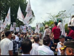 Ribuan Massa Datangi Gedung DPRD Sumsel, Program MBG Harus Dilanjutkan Banyak Manfaatnya, Teriakan Emak-Emak: MBG Minta Dilanjutkan