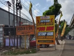 Baliho Istana Modern Bangunan Kembali Berdiri di Bahu Jalan KM 9, Dugaan Pelanggaran Perda dan Kepatuhan Pajak Kembali Dipertanyakan