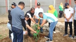 Tanam Pohon di Lapas Pagar Alam, Jajaran Pemasyarakatan Sumsel Perkuat Komitmen Pelestarian Lingkungan