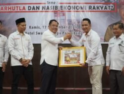 APKLI Sumsel Nobatkan H. Cik Ujang sebagai “Bapak Pedagang Kaki Lima Sumatera Selatan”