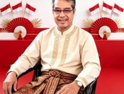 Akses Sungai Warga Sungai Burung Terhalang Tongkang PT BMH, Protes Mengemuka