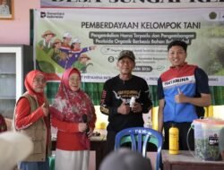 Pertamina Patra Niaga Kilang Plaju Perkuat Ketangguhan Petani Rawa Lebak Sungai Rebo Lewat Program Mina Padi
